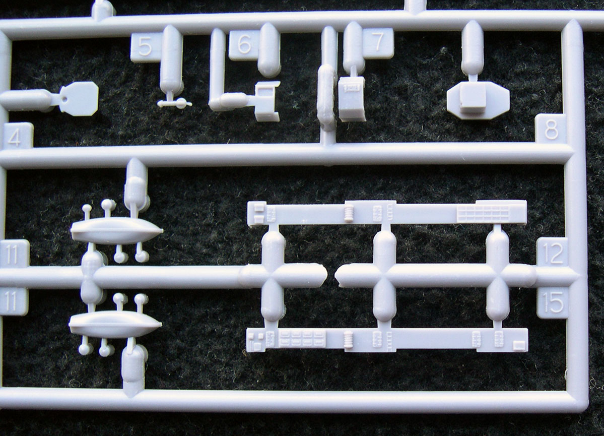 Sprue C right